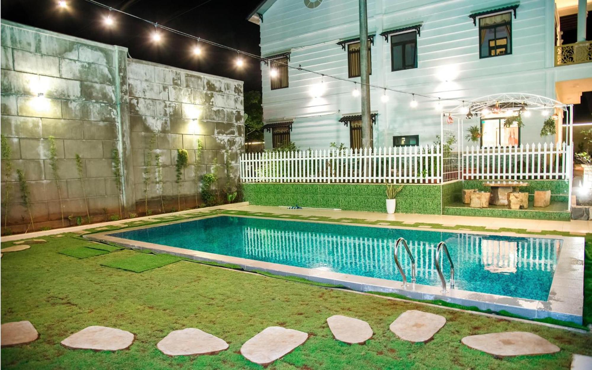 Thu Hien Hotel Pleiku - By Bay Luxury Plei Holang 外观 照片