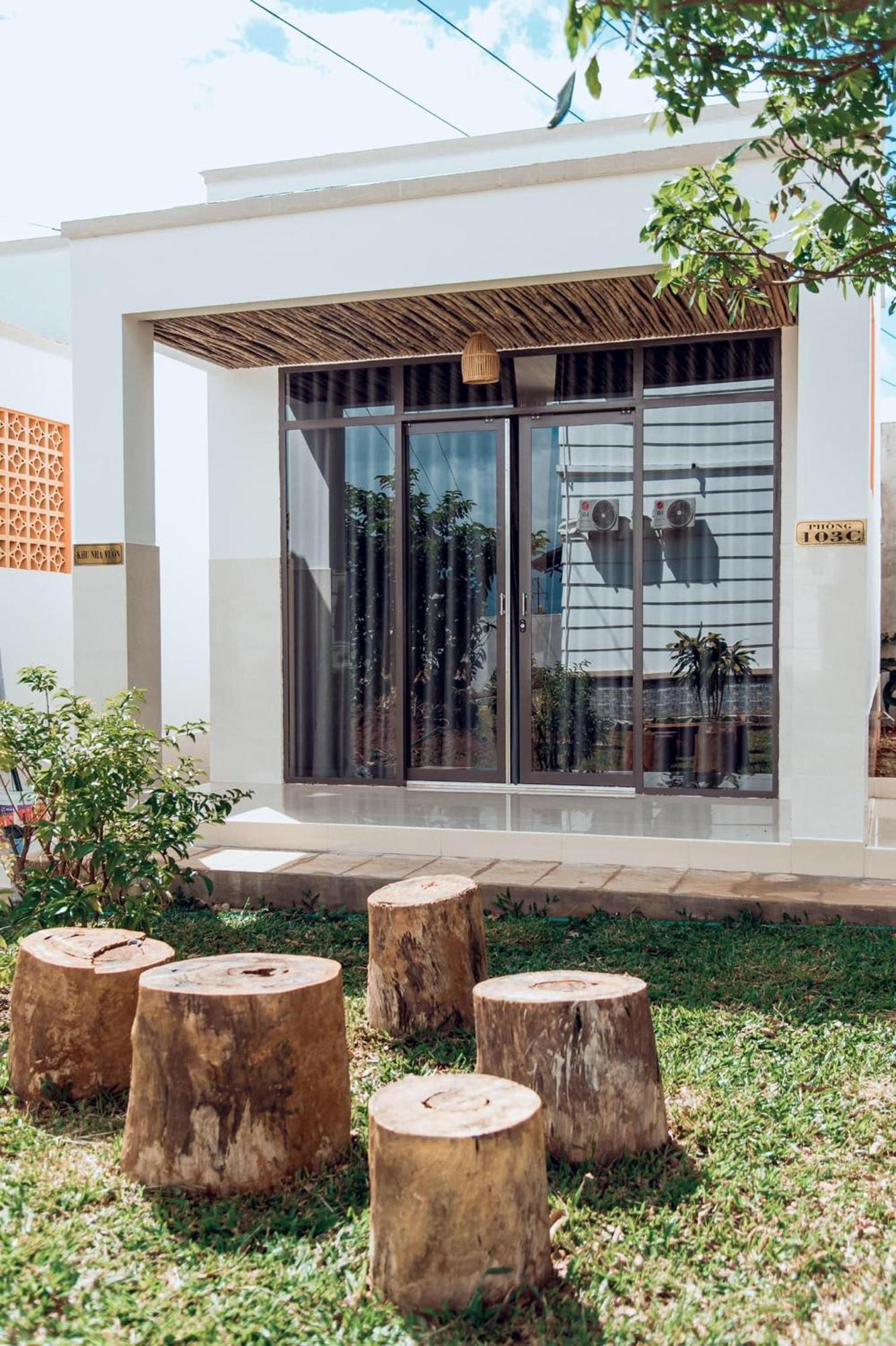 Thu Hien Hotel Pleiku - By Bay Luxury Plei Holang 外观 照片